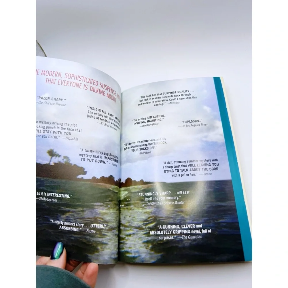 Book Bundle: We Were Liars & One Of Us Is Lying